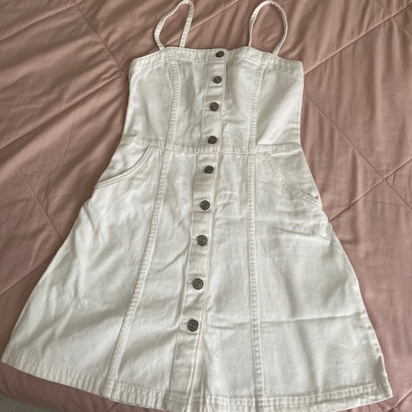 H&M Dresses & Skirts - H&M summer dress